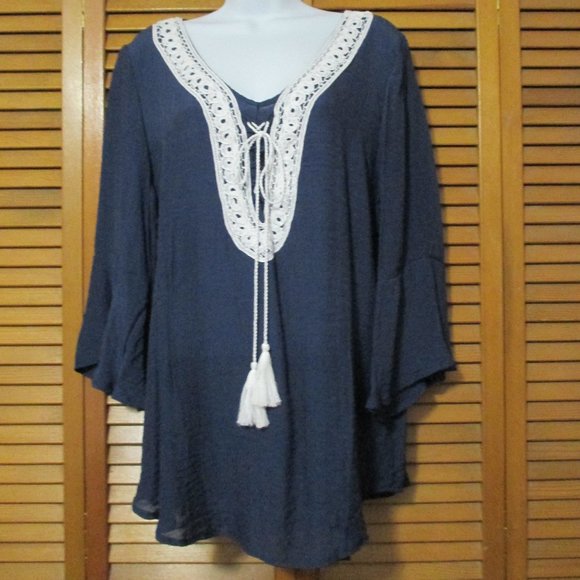 Spense Tops - Spense top Romantic Boho lightweight flowy navy & cream blouse like new size L